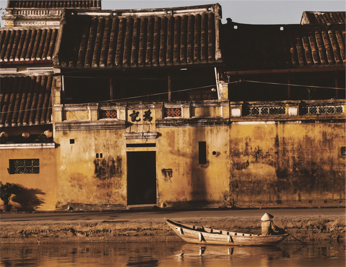 Hoi An ancient house by the river